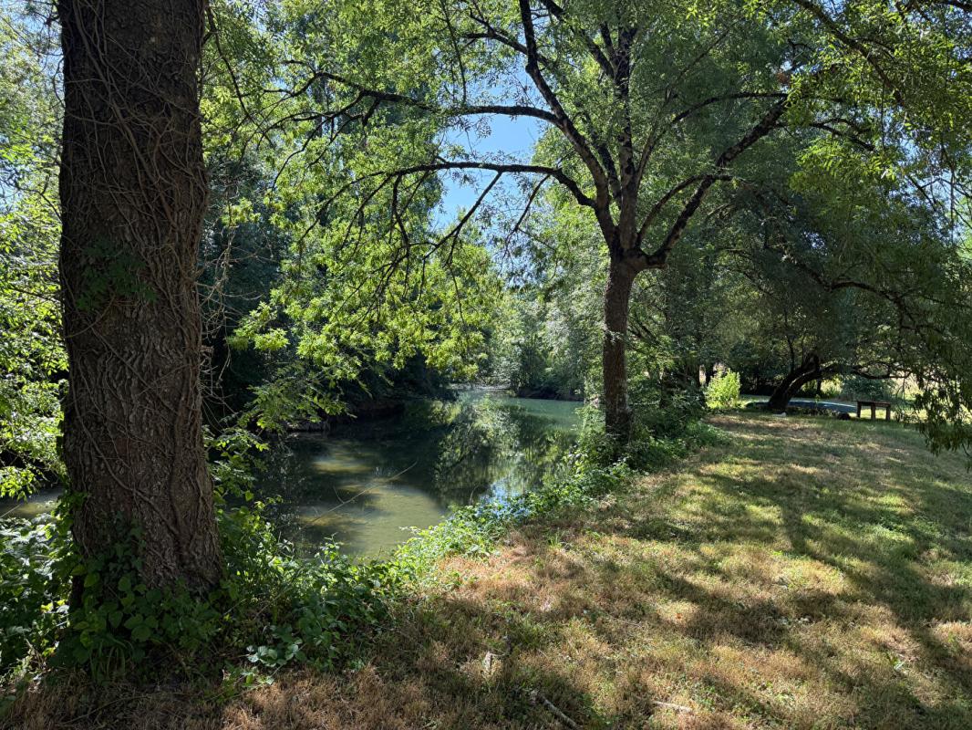 MARSAC Maison Marsac 8 pièce(s) 200 m2 18