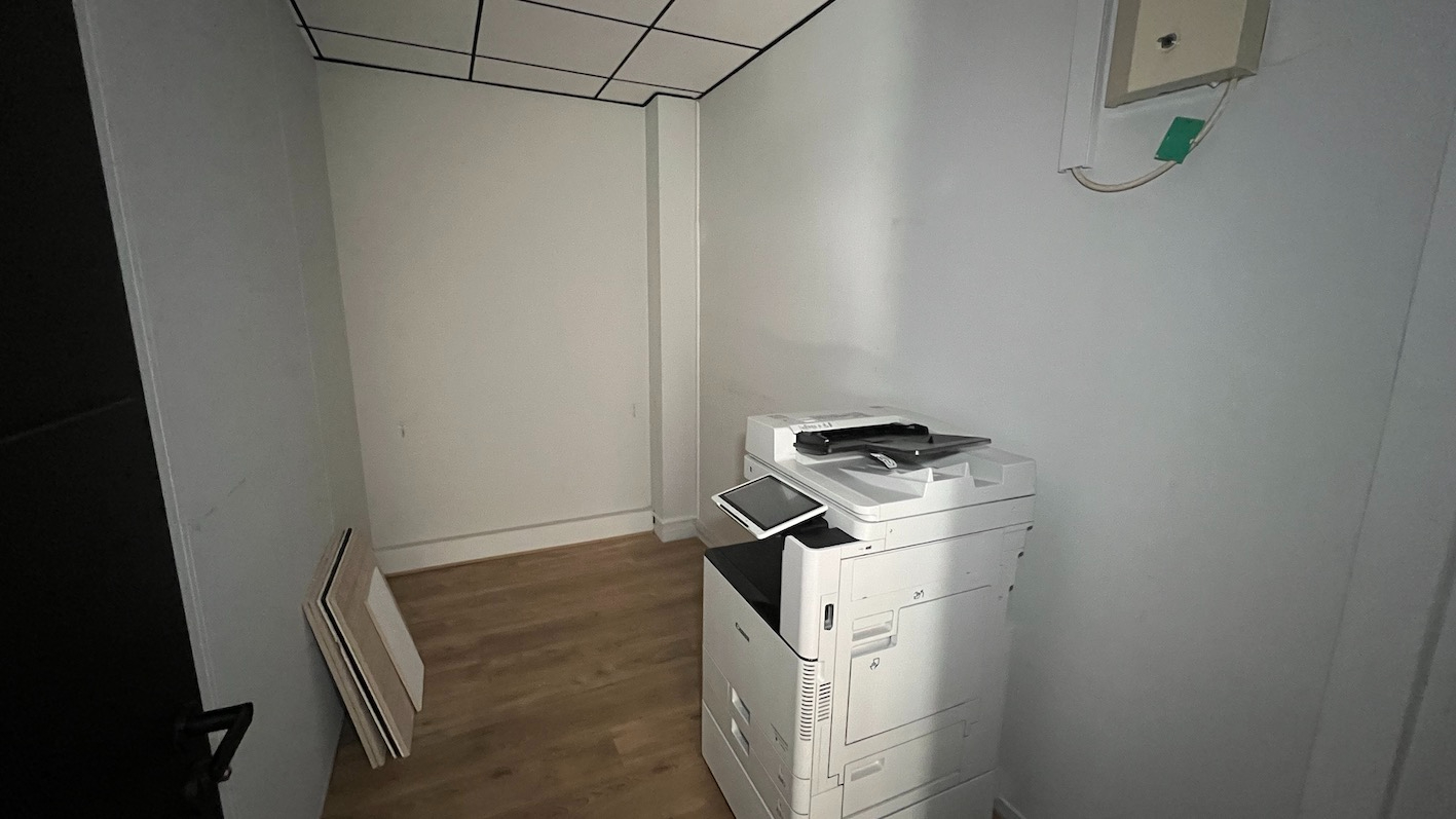 BOULOGNE-BILLANCOURT BOULOGNE BILLANCOURT - LOCATION BUREAUX 120 M² 4