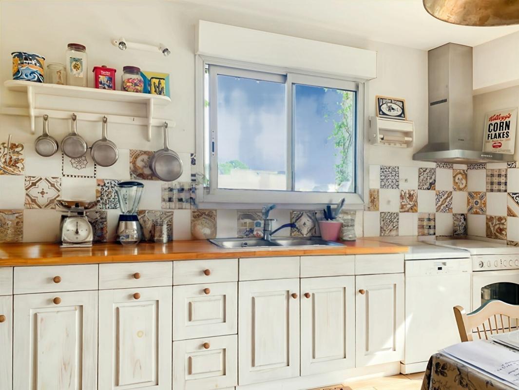 SAINT-AVE Maison familiale à la campagne 6