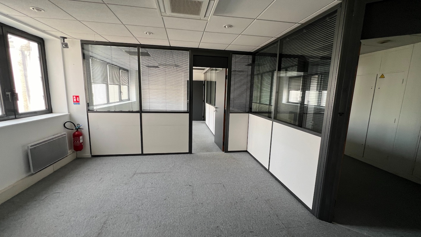 BOULOGNE-BILLANCOURT BOULOGNE BILLANCOURT - LOCATION BUREAUX 169 M² 2