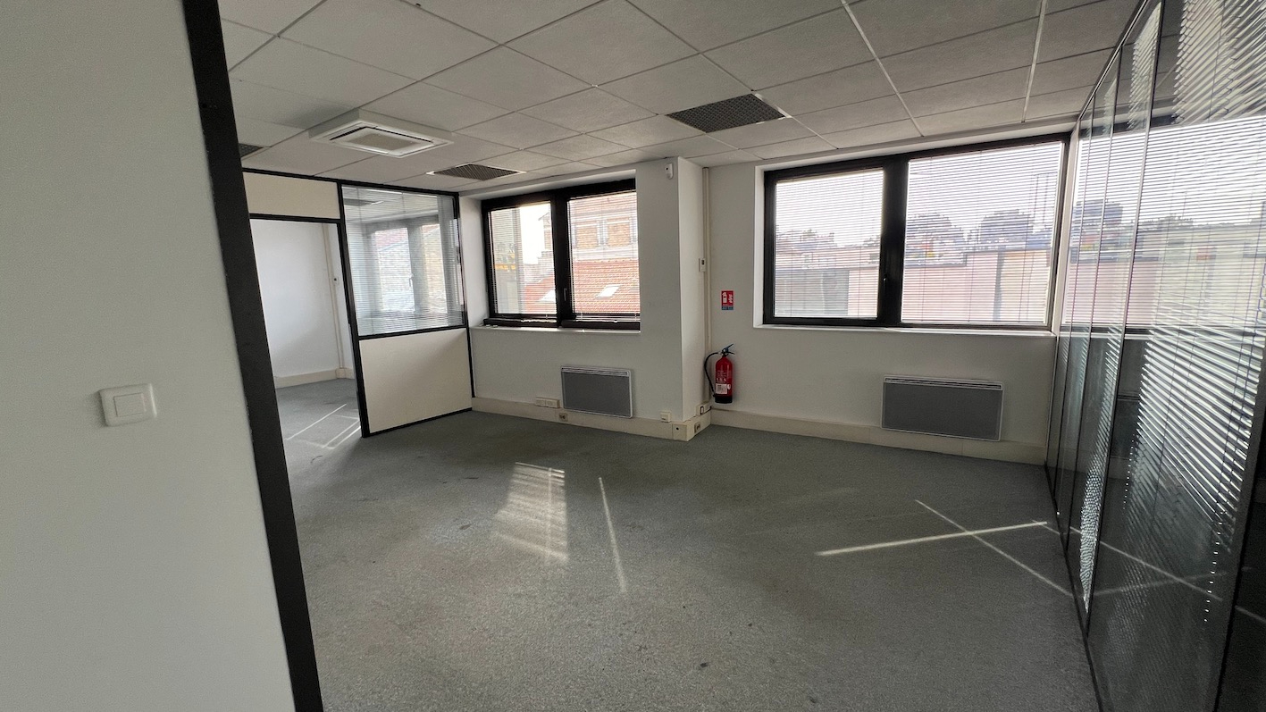 BOULOGNE-BILLANCOURT BOULOGNE BILLANCOURT - LOCATION BUREAUX 169 M² 6