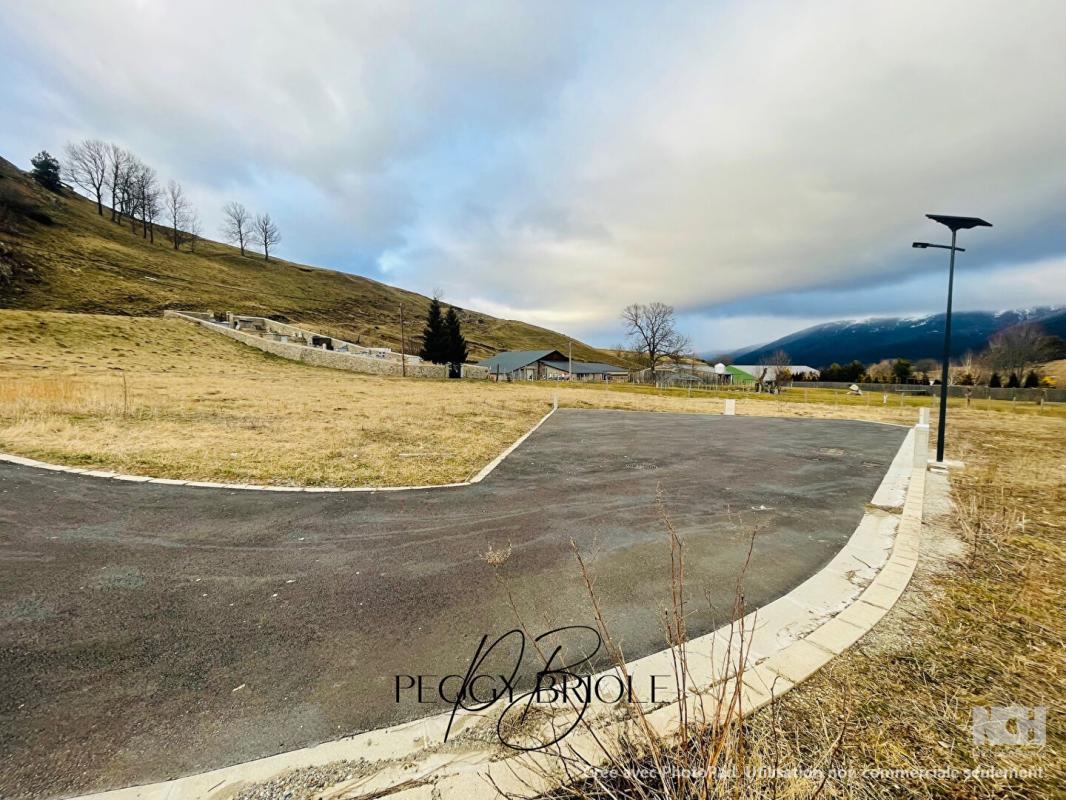 FONTRABIOUSE Terrain constructible viabilisé de 419m² à Fontrabiouse (66210) 2