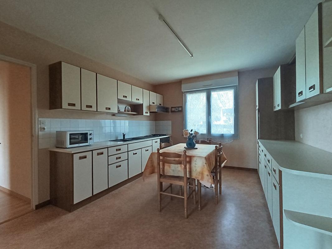 PONTIVY Maison Pontivy 4 pièce(s) 77 m2 5