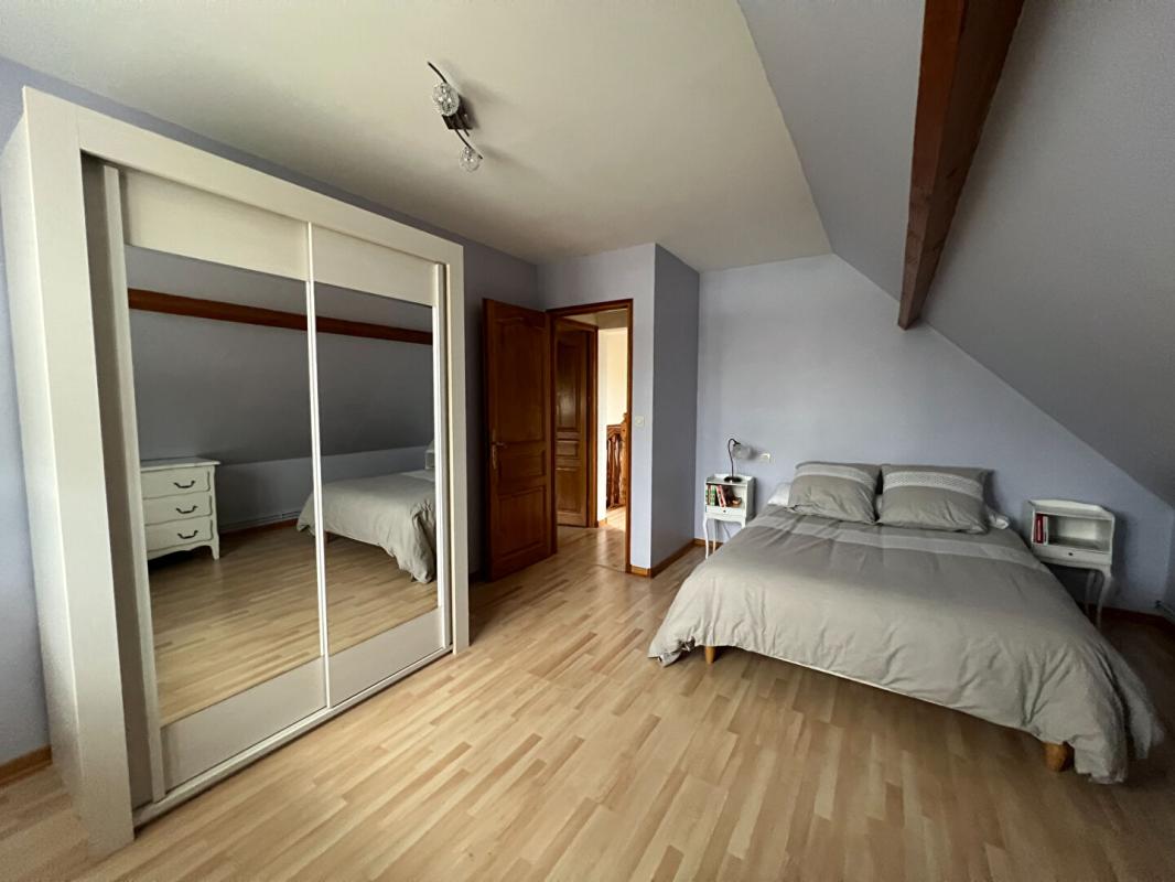 GOURNAY-EN-BRAY Maison 5 chambres centre Gournay en Bray 16