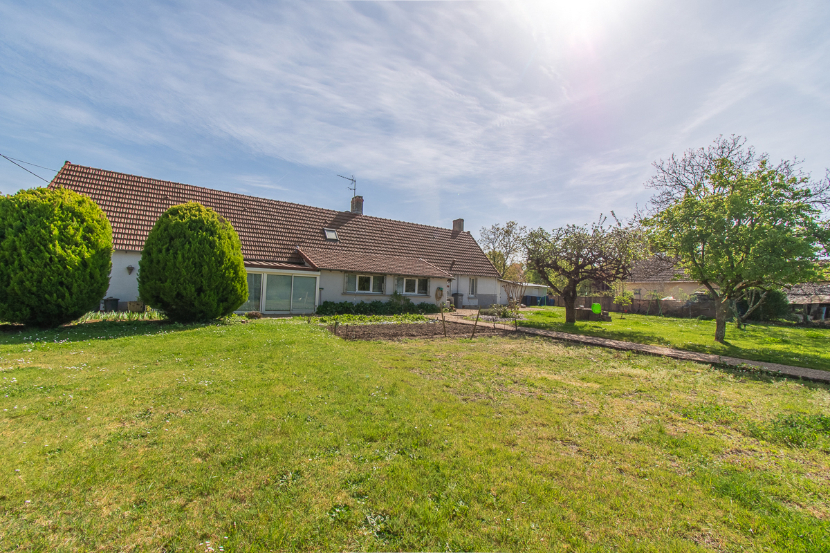 ALLOGNY Maison Allogny 5 pièce(s) 185 m2 14