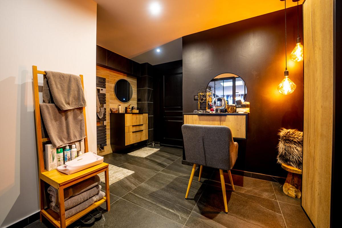 MAIZIERES-LES-METZ Maison de caractère de 261 m² sur 20 ares avec espaces de vie remarquables 11