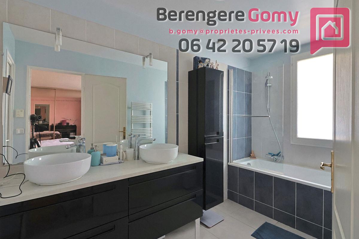 LE PLESSIS-BOUCHARD Idéal grande famille - Maison 5 chambres - suite parentale - combles aménagés 10