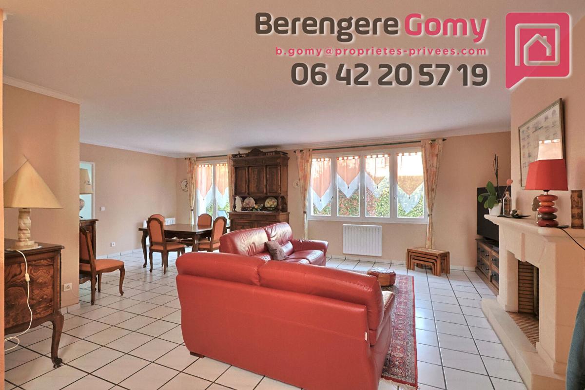 LE PLESSIS-BOUCHARD Idéal grande famille - Maison 5 chambres - suite parentale - combles aménagés 5