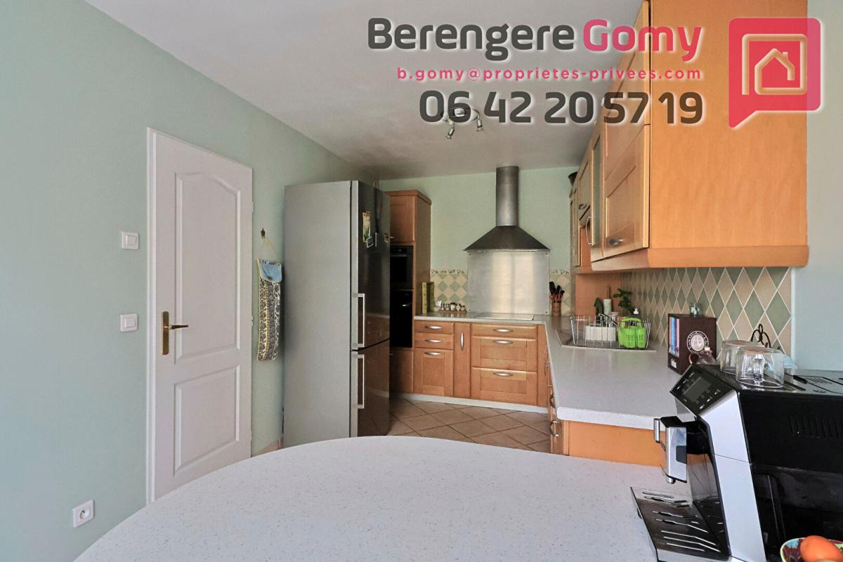 LE PLESSIS-BOUCHARD Idéal grande famille - Maison 5 chambres - suite parentale - combles aménagés 7