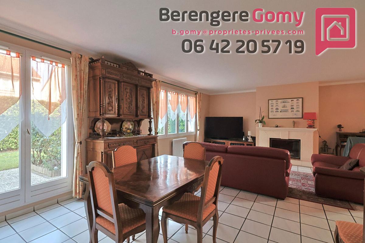 LE PLESSIS-BOUCHARD Idéal grande famille - Maison 5 chambres - suite parentale - combles aménagés 8