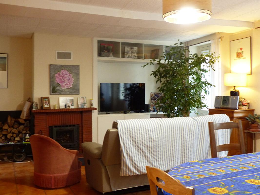 CHATEAU-RENARD Maison  5 pièce(s) 126 m2 5