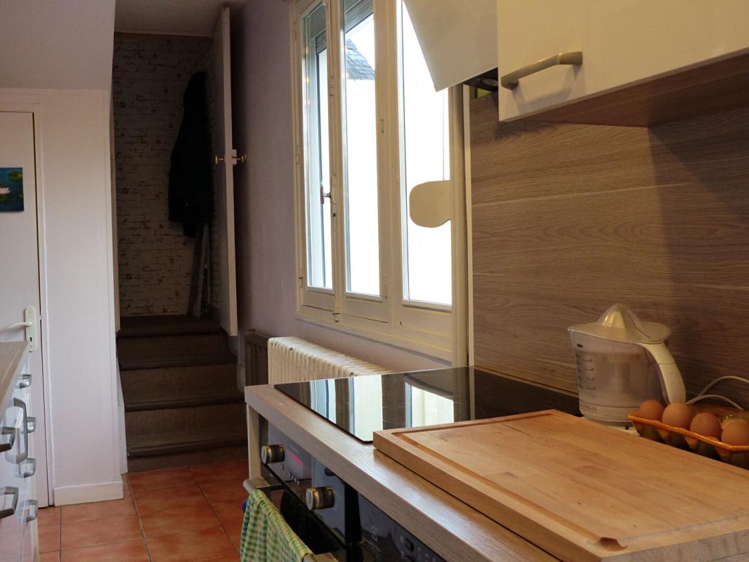 CHATEAU-RENARD Maison  5 pièce(s) 126 m2 7