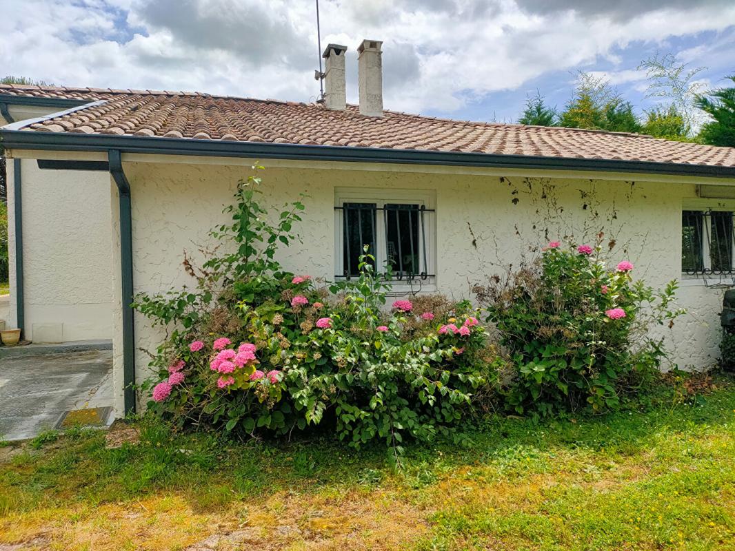 YVRAC Maison Yvrac 6 pièce(s) 130 m2 5