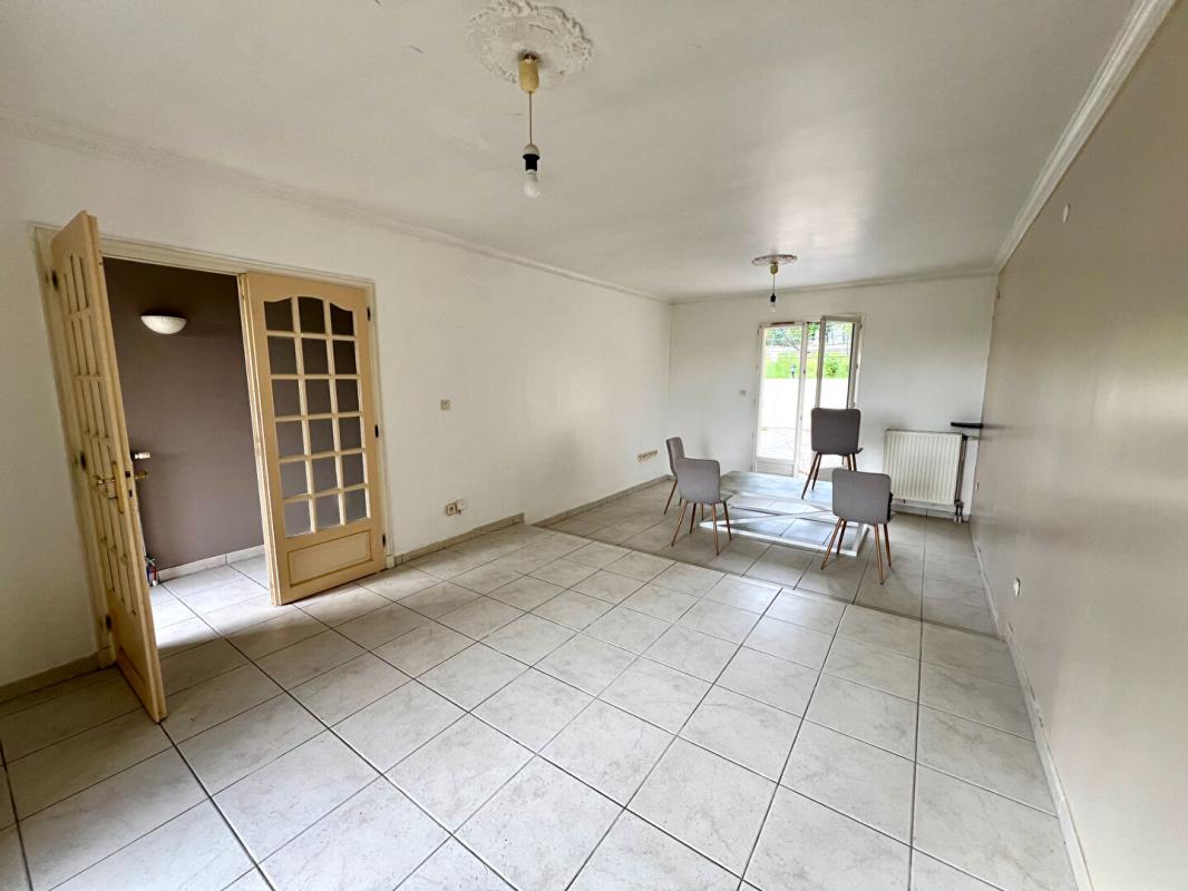 SAINT-HILAIRE-LA-GRAVELLE PAVILLON 7