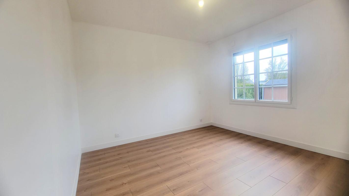 CHATEAUNEUF-SUR-SARTHE Maison Chateauneuf Sur Sarthe 3 pièce(s) 60 m2 6