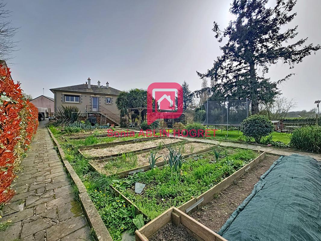 SAINT-SATURNIN-DU-LIMET Maison 80m² avec 3 chambres  et grand jardin 11