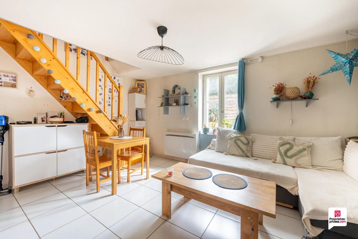 LES MUREAUX (78130) LES MUREAUX, Maison 3 pièce(s) , 2 chambres, garage et jardin 3