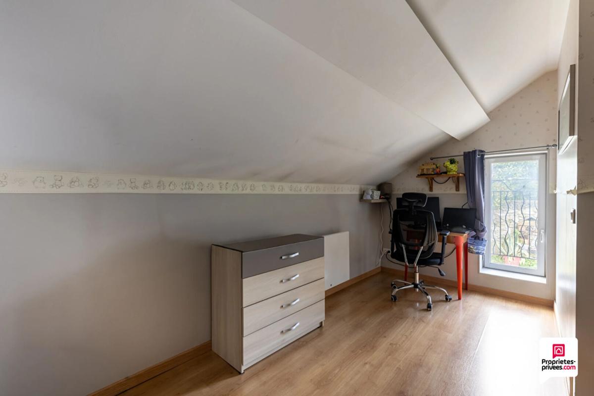 LES MUREAUX (78130) LES MUREAUX, Maison 3 pièce(s) , 2 chambres, garage et jardin 6