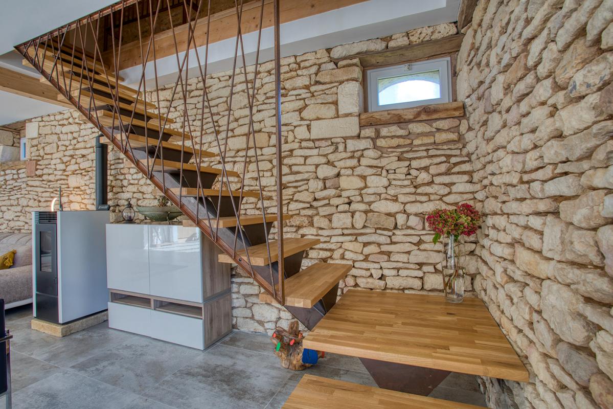 ARCHIGNAC Maison Archignac 11 pièce(s) 480 m2 17