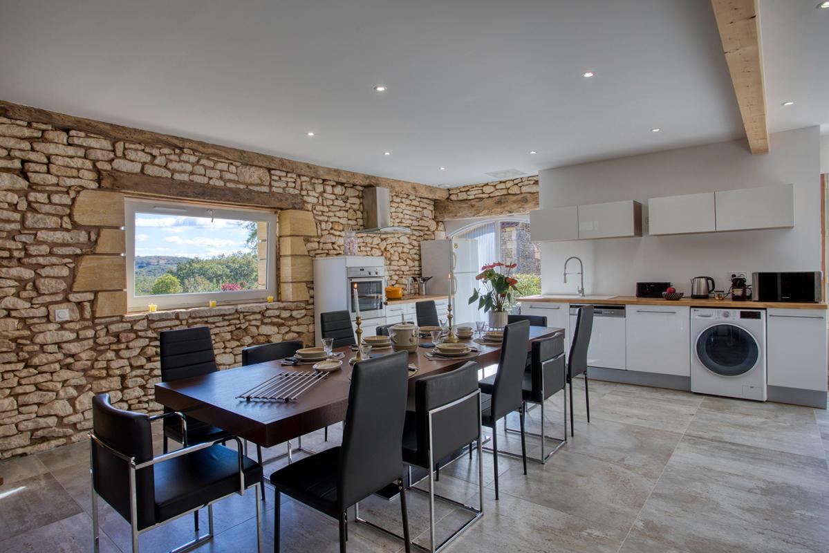 ARCHIGNAC Maison Archignac 11 pièce(s) 480 m2 6