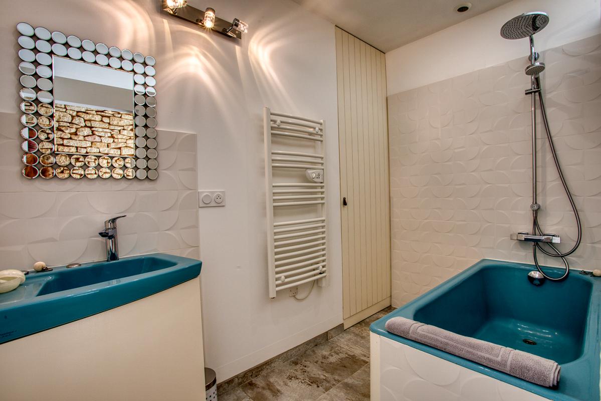 ARCHIGNAC Maison Archignac 11 pièce(s) 480 m2 9