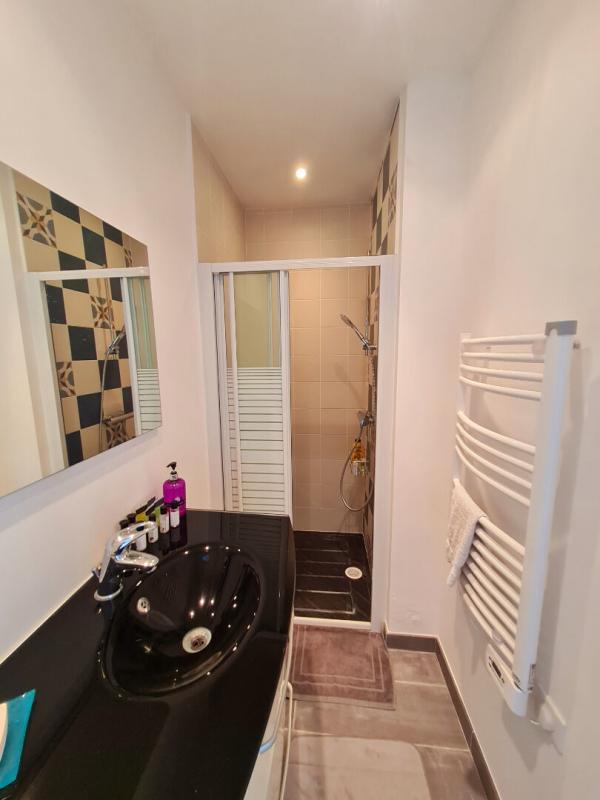 SAINT-SEVERIN AUTHENTIQUE CHARENTAISE RENOVEE   3ch, veranda, 5000m2 de terrain, 2 garages 14