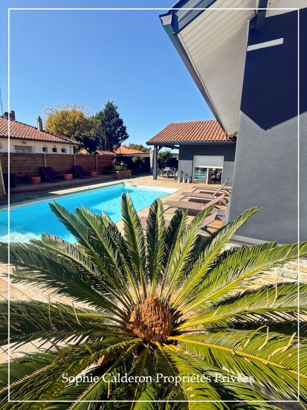 NARROSSE Maison Narrosse 8 pièce(s) 250 m2 9