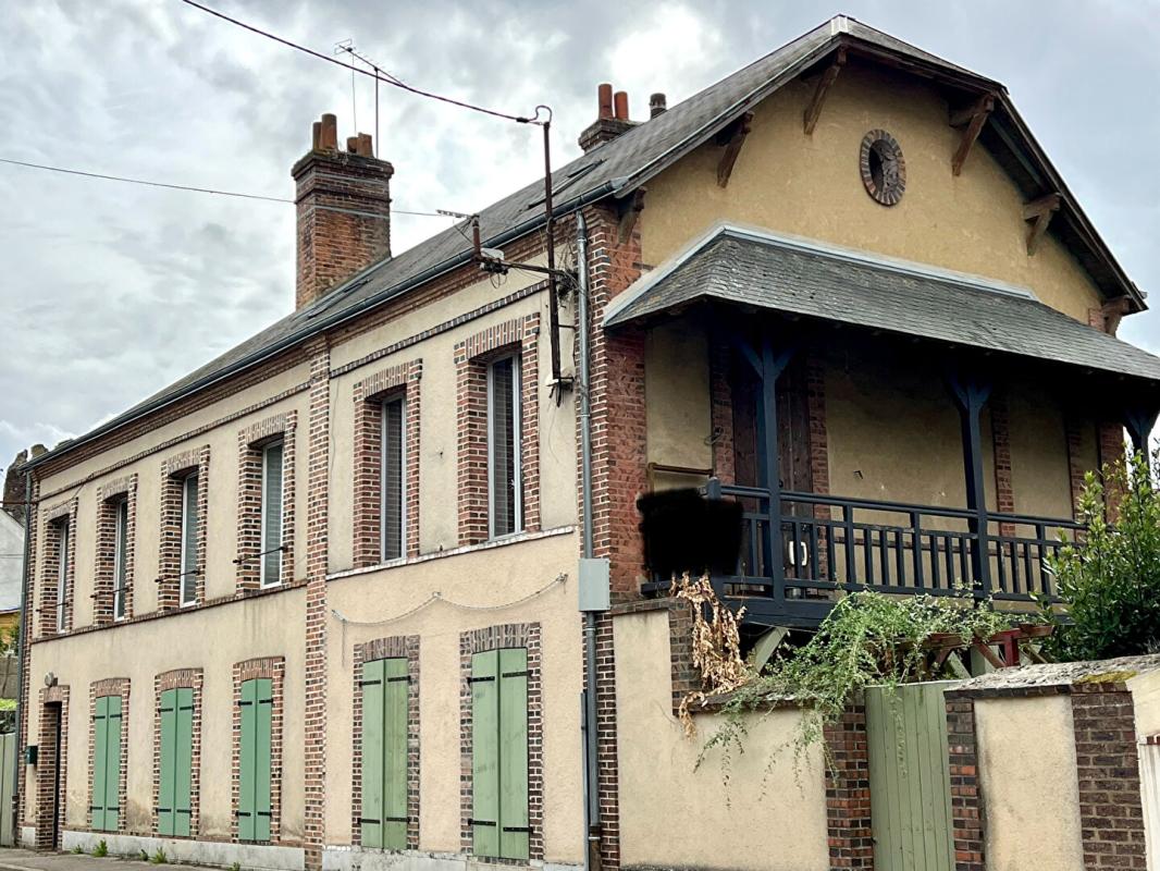 MONDOUBLEAU IMMEUBLE  A RENOVER   MONDOUBLEAU 2