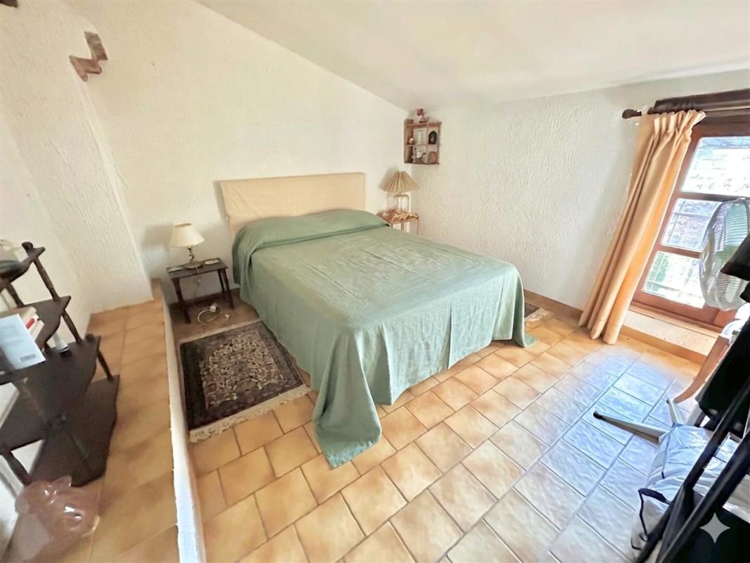 CAHORS Cahors, maison 5 chambres sur près de 1400 m2 de terrain avec piscine 12