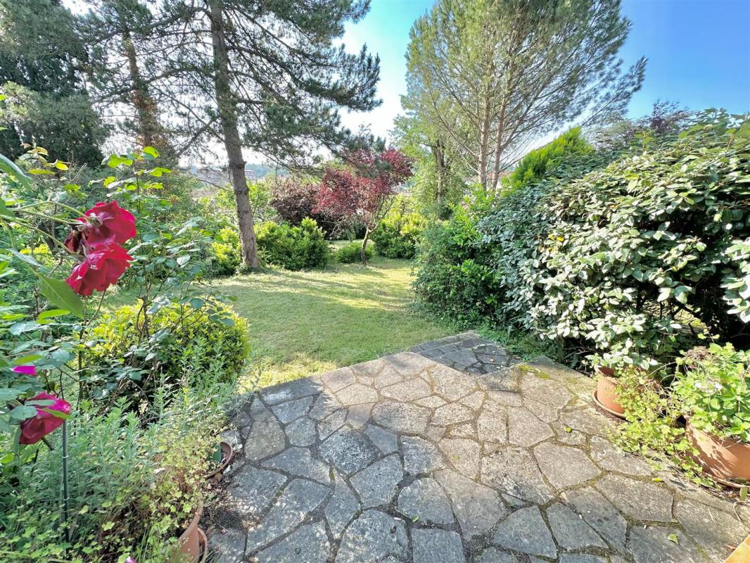 CAHORS Cahors, maison 5 chambres sur près de 1400 m2 de terrain avec piscine 2