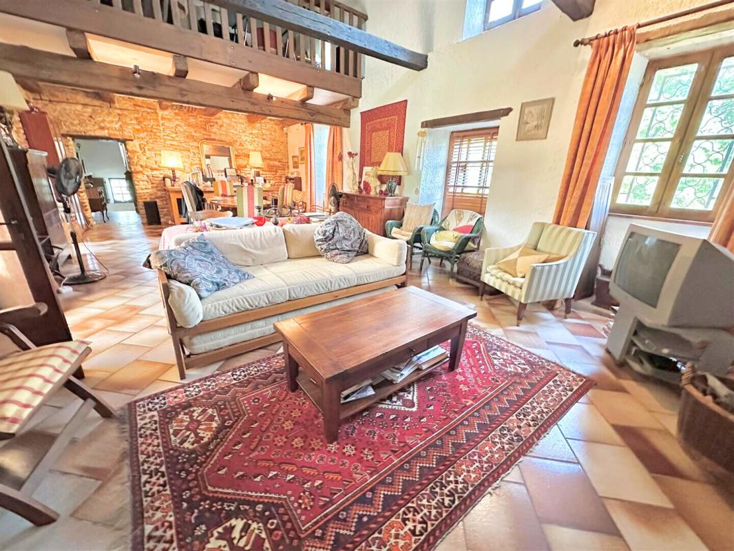 CAHORS Cahors, maison 5 chambres sur près de 1400 m2 de terrain avec piscine 5