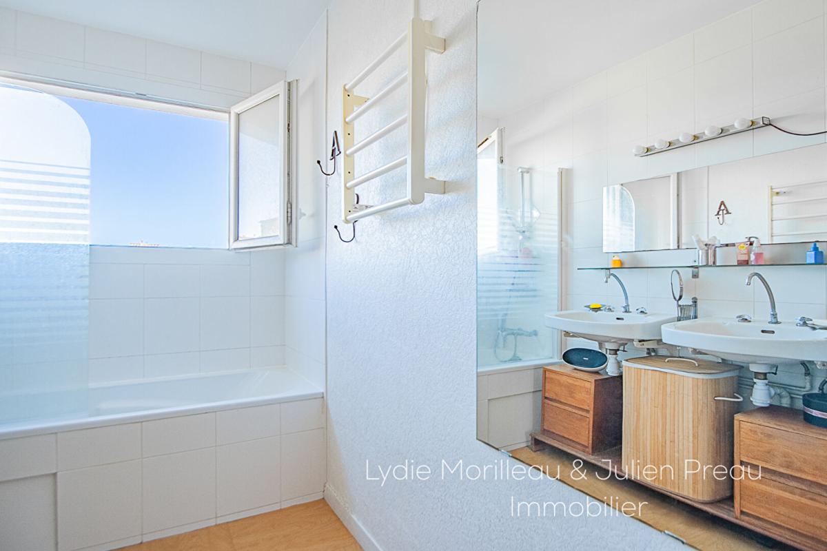 NANTES APPARTEMENT T4 LUMINEUX - VUE SUR PARC DE PROCÉ 10