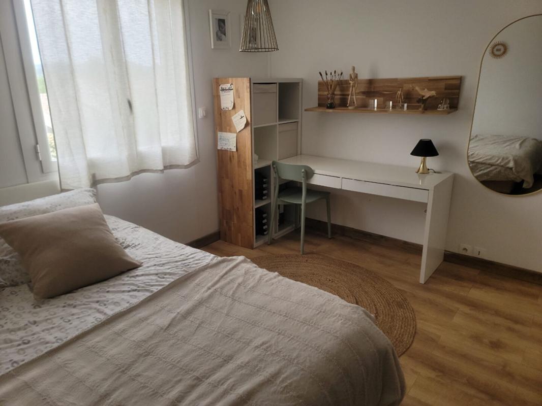 MONTARNAUD Villa  6 pièce(s) 155 m2 4 chambres + STUDIO 10