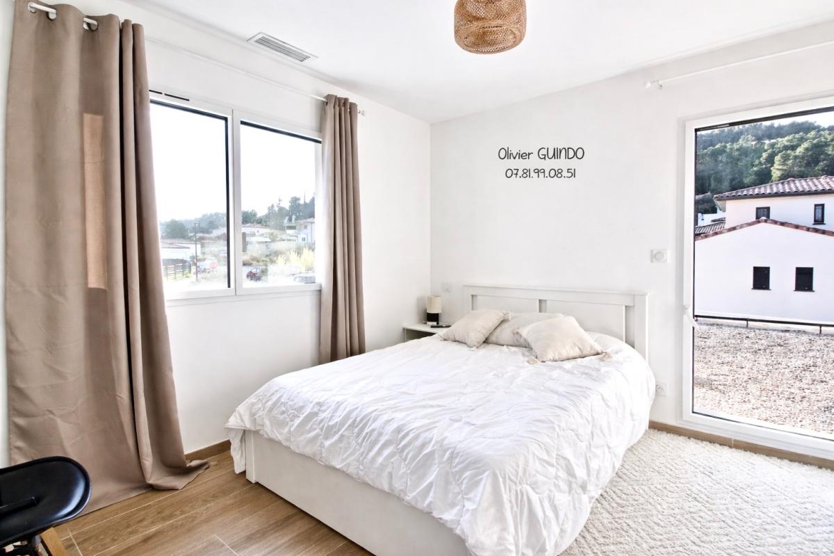 CLERMONT-L'HERAULT Maison 6 pièces de 160 m2 sur terrain de 500 m2 avec piscine 11