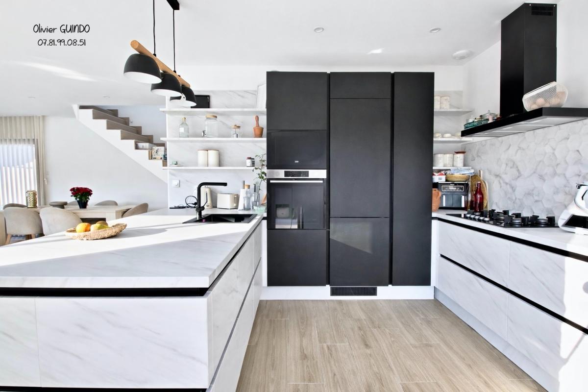 CLERMONT-L'HERAULT Maison 6 pièces de 160 m2 sur terrain de 500 m2 avec piscine 3