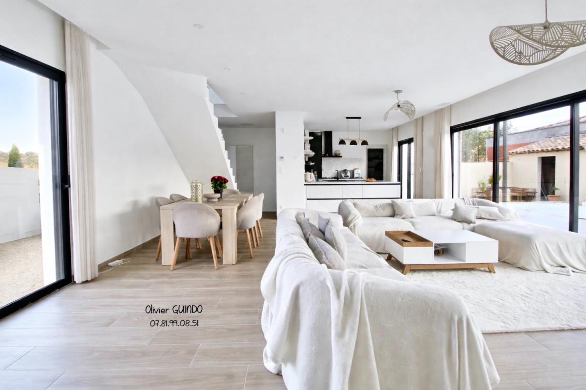 CLERMONT-L'HERAULT Maison 6 pièces de 160 m2 sur terrain de 500 m2 avec piscine 7