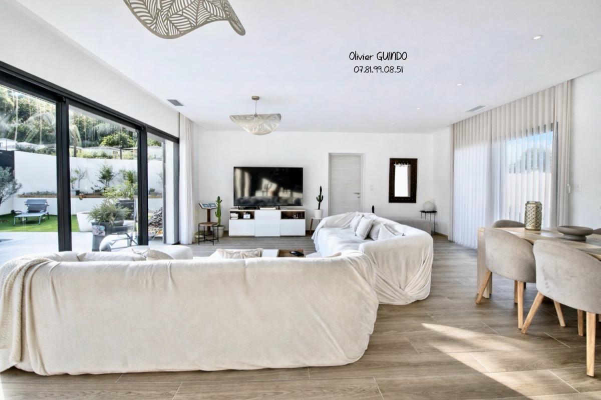 CLERMONT-L'HERAULT Maison 6 pièces de 160 m2 sur terrain de 500 m2 avec piscine 9