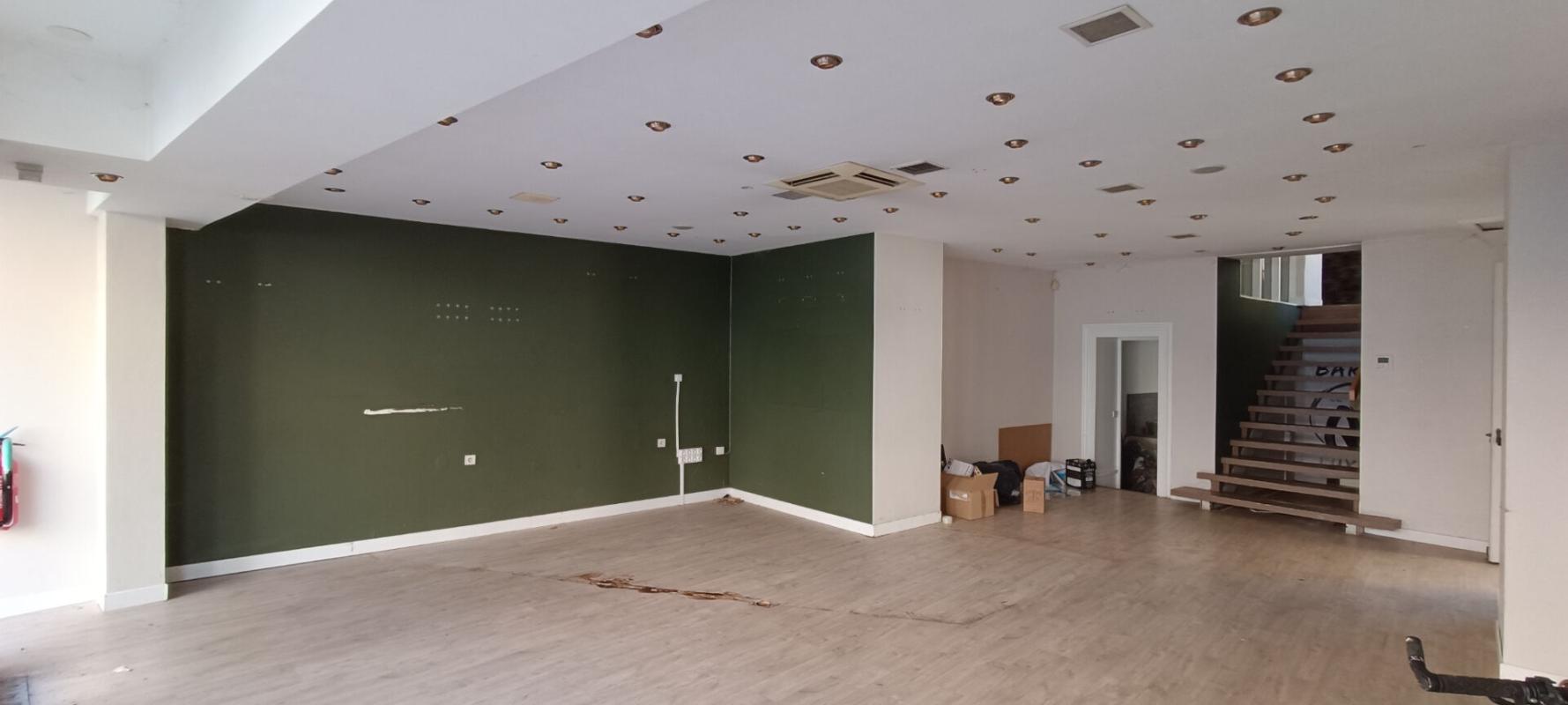 LUXEUIL-LES-BAINS Local commercial  212m2 8