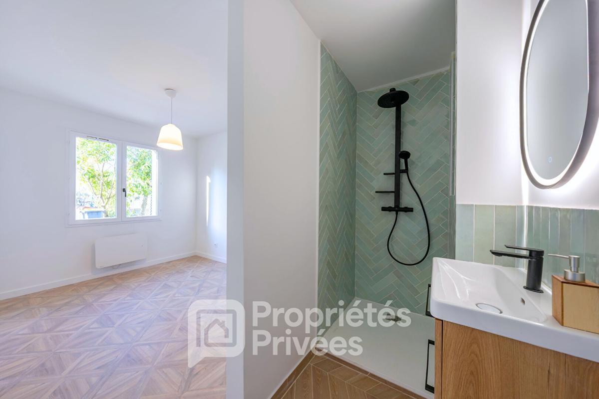 ORSAY Propriété rénovée et sa dépendance à fort potentiel 8