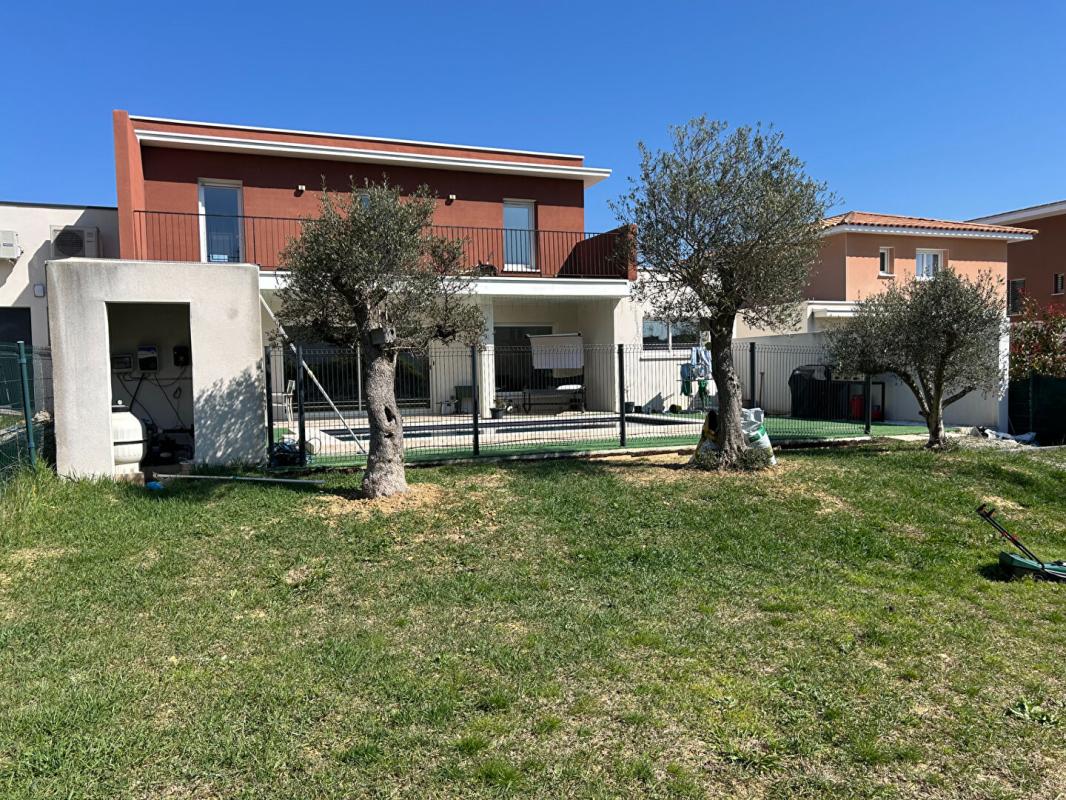 MONTARNAUD Villa  5 chambres 200 m2 2