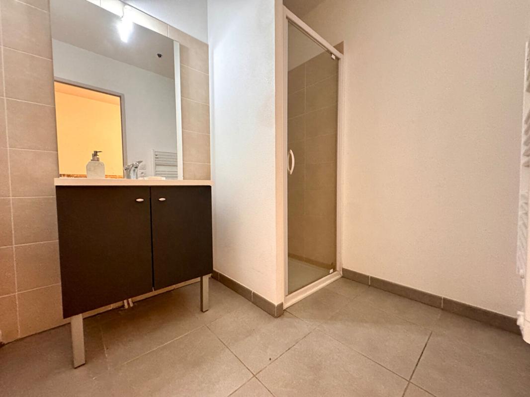 LANCON-PROVENCE Maison T3 avec parkings 5