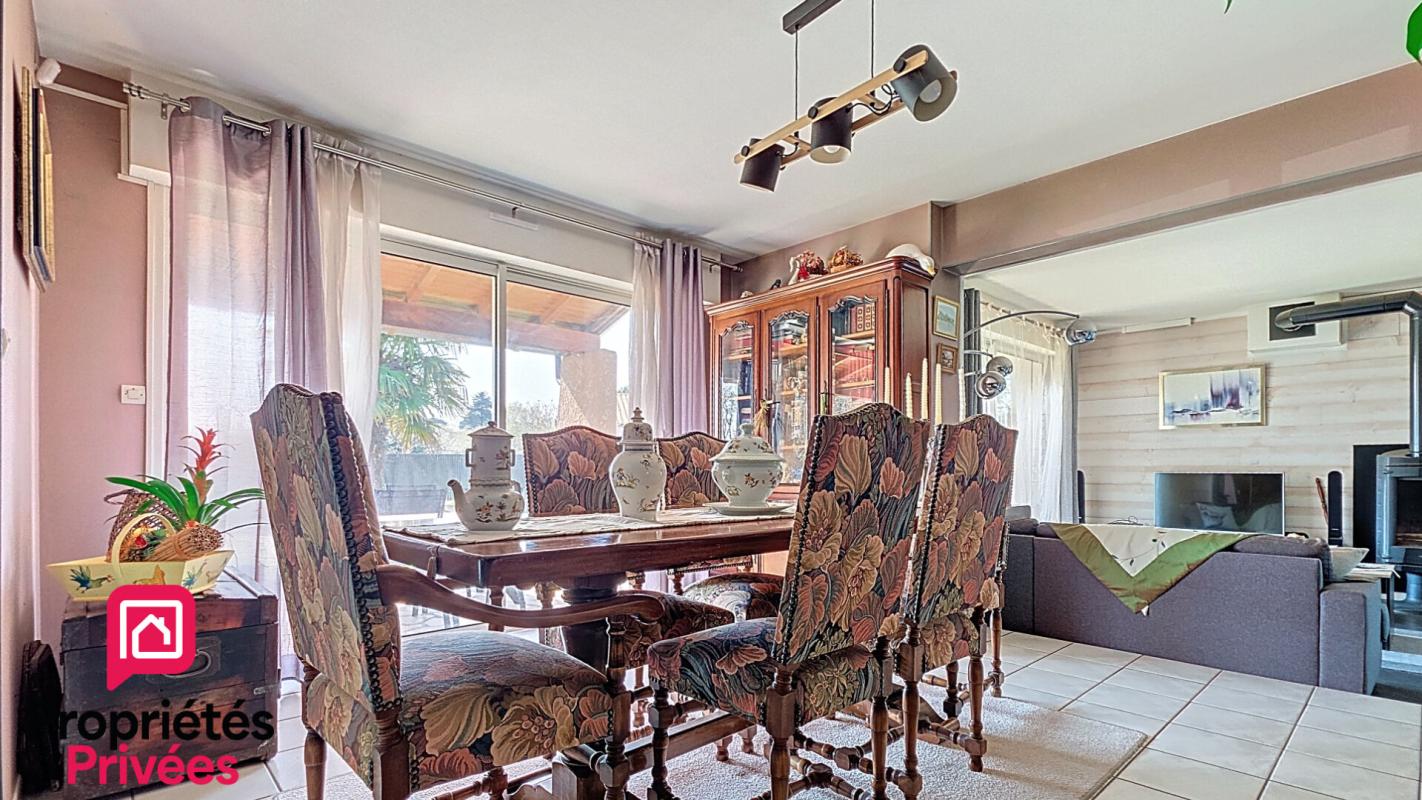 ETAULES Maison  5 pièce(s) 127,50m2 8