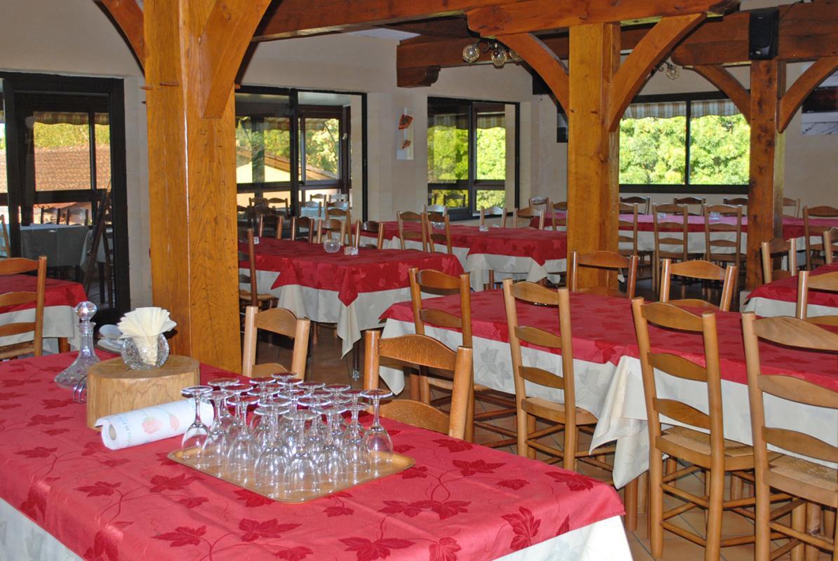 MARQUAY Domaine ferme auberge gîtes 30 pièce(s) 650 m2 13