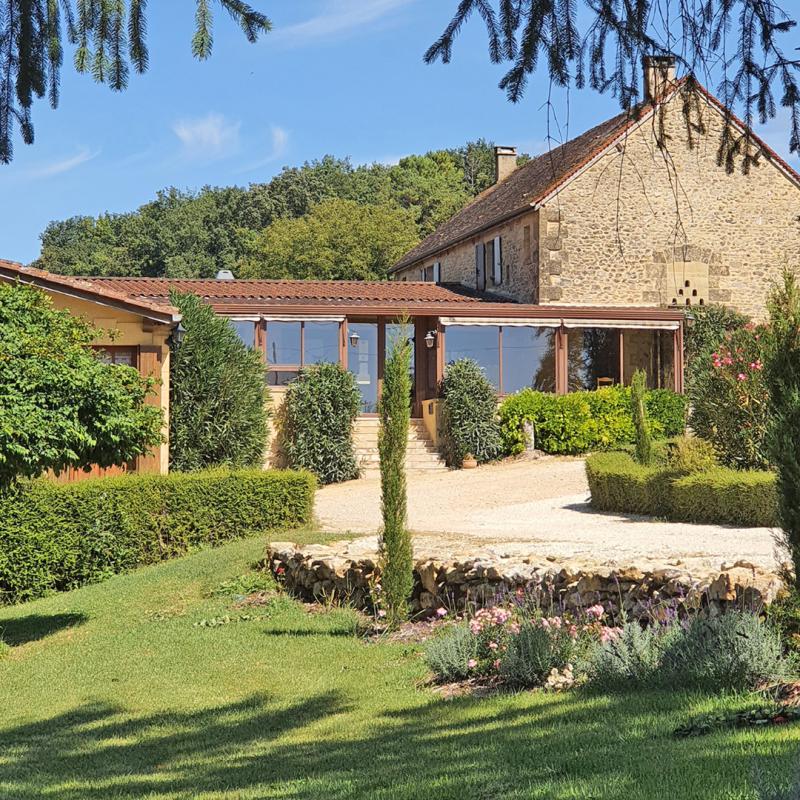 MARQUAY Domaine ferme auberge gîtes 30 pièce(s) 650 m2 7