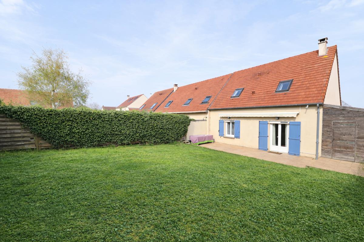 ECQUEVILLY Maison Ecquevilly 4 pièce(s) 85 m2 1