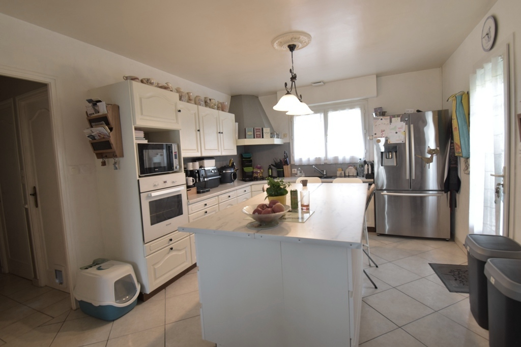 MOUTIERS-LES-MAUXFAITS Maison Moutiers Les Mauxfaits 5 pièces 111 m2 11