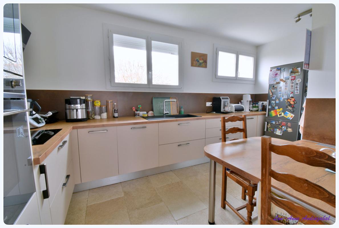 NAVARRENX NAVARRENX - MAISON RENOVEE - PLAIN-PIED - 98 M² HABITABLE 6