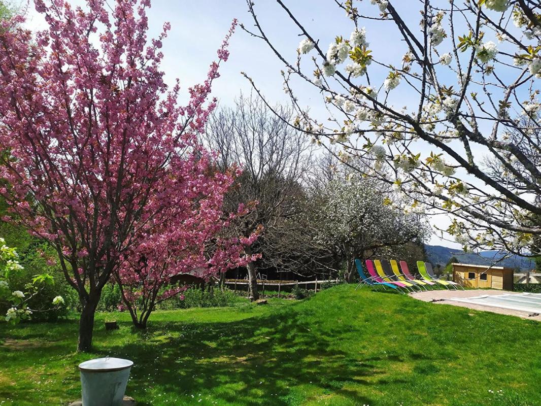 SARRAN Maison Sarran 9 pièce(s) 258 m2 16