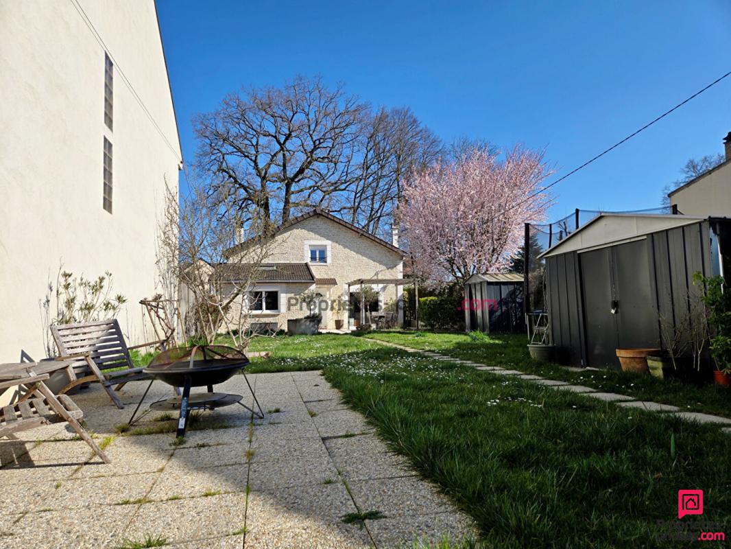 MORSANG-SUR-ORGE Maison Morsang Sur Orge 6 pièces 140 m2 15