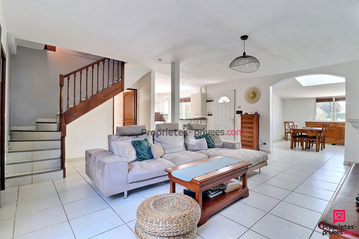 MORSANG-SUR-ORGE Maison Morsang Sur Orge 6 pièces 140 m2 2